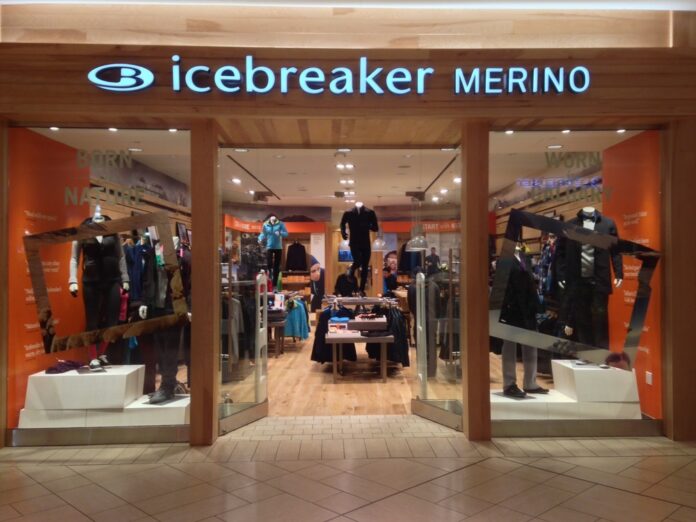 Icebreaker at CF Chinook Centre