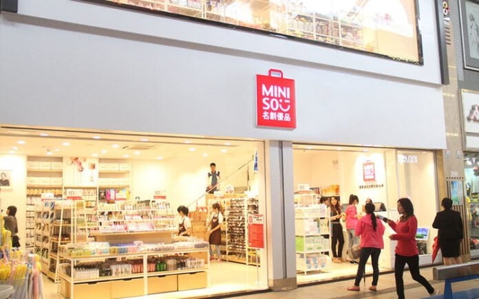 miniso storefront
