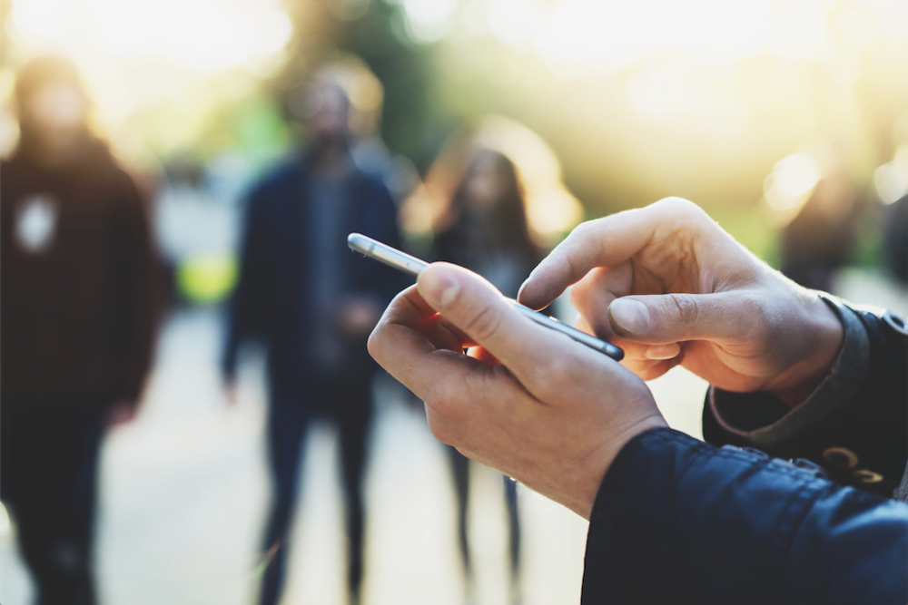 How Canadian Retailers Can Fight Fraud with Digital Offers and Staff Rewards