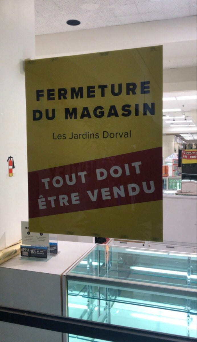 Closed sign on The Hudon's Bay at Les Jardins Dorval. Photo: Henry MacNeil
