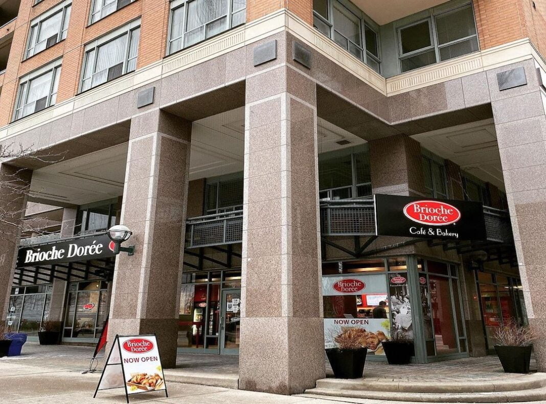 Exterior of new Brioche Dorée location on Toronto's Bay Street