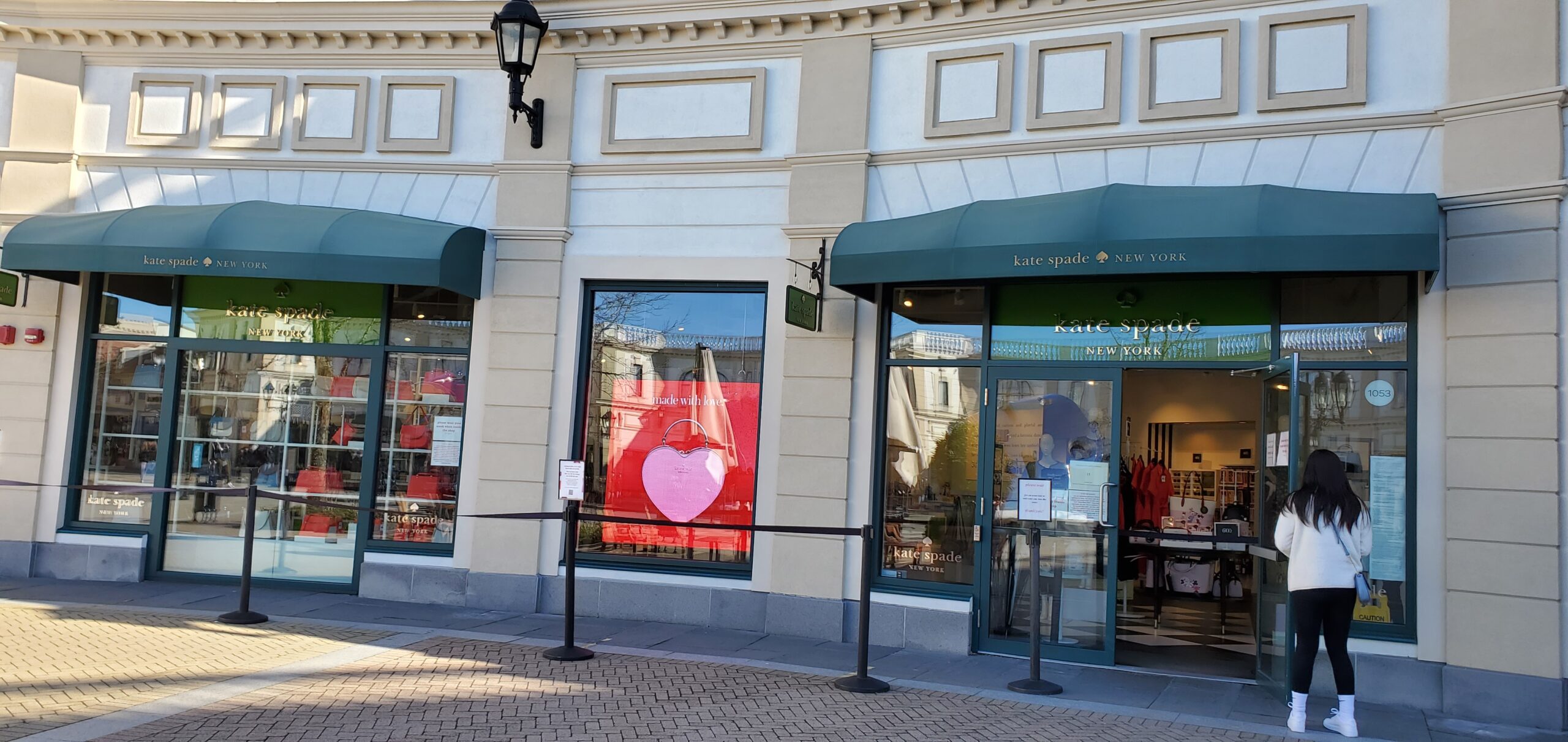 Kate Spade at McArthur Glen
