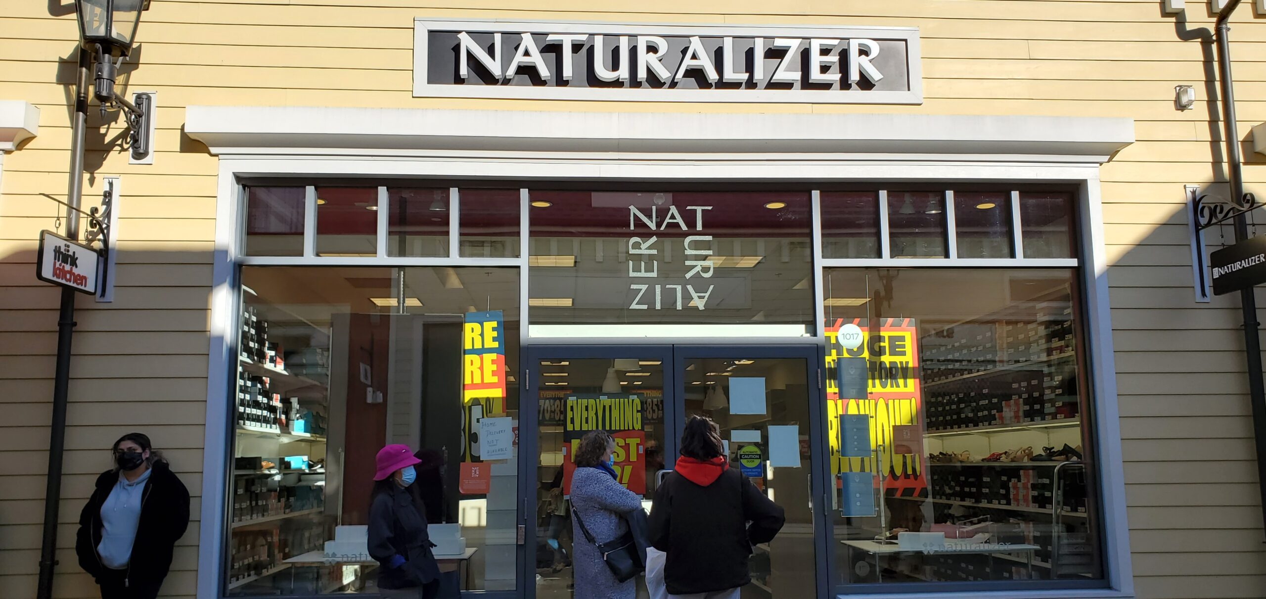 Naturalizer at McArthur Glen Vancouver