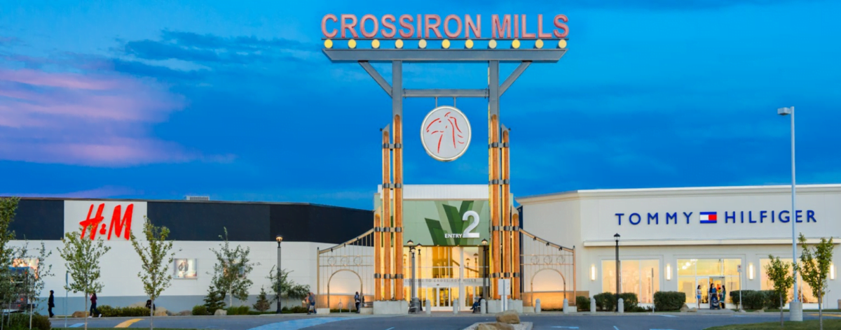 lululemon cross iron mall