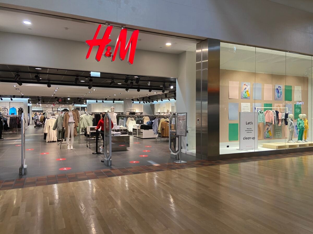H&M at CrossIron Mills
