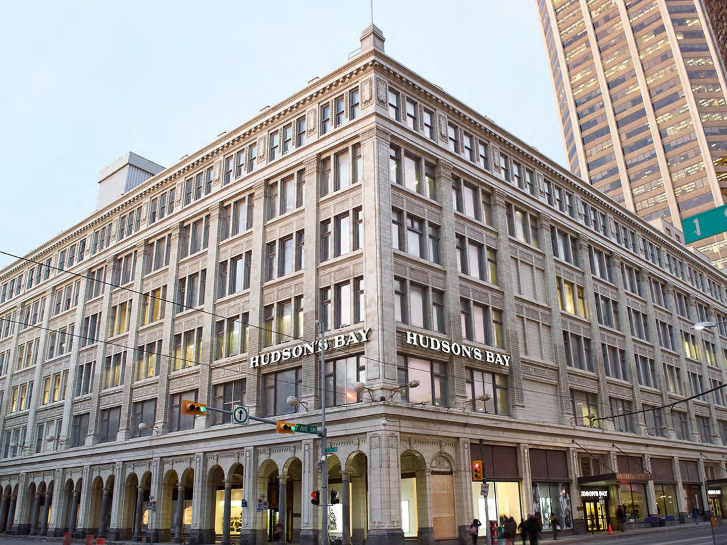 Hudson’s Bay Faces Closure as Liquidation Looms