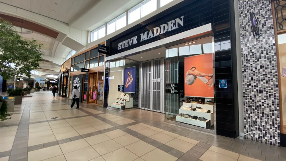 Steve Madden at CF Market Mall