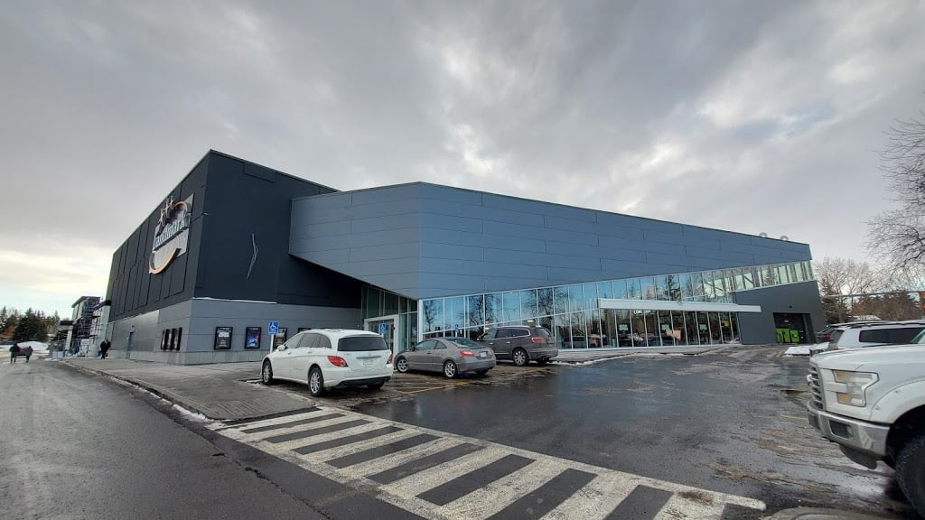 Landmark Cinemas at CF Market Mall (formerly the Staples location)