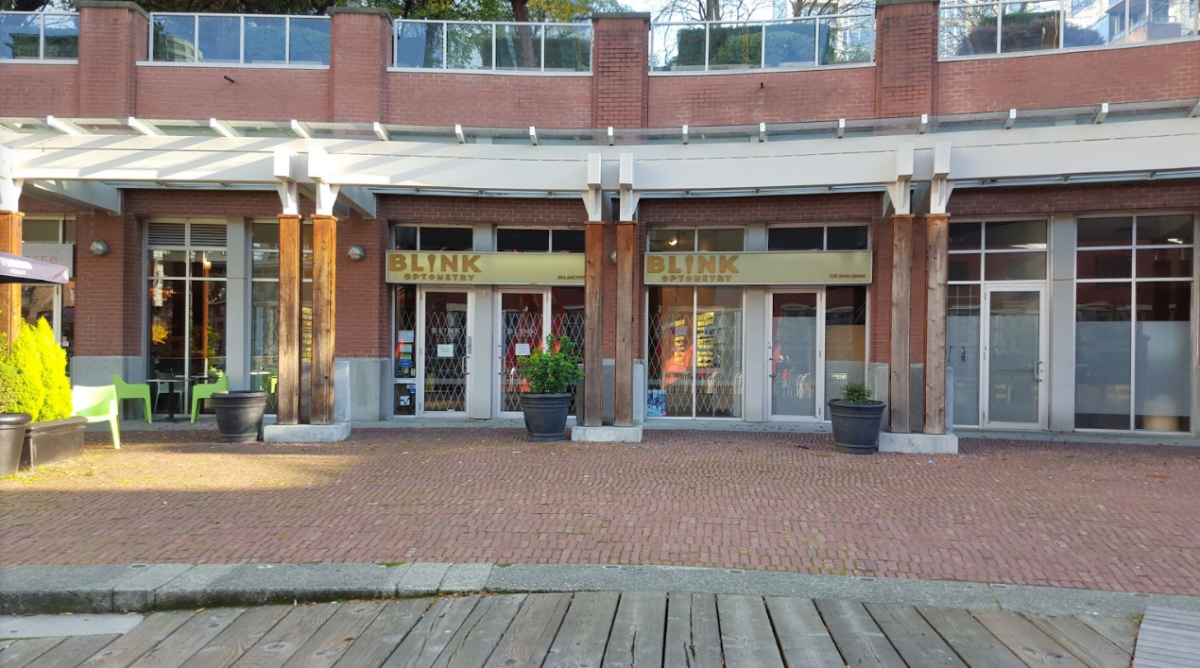 Blink Optometry in October 2016 prior to becoming FYidoctor