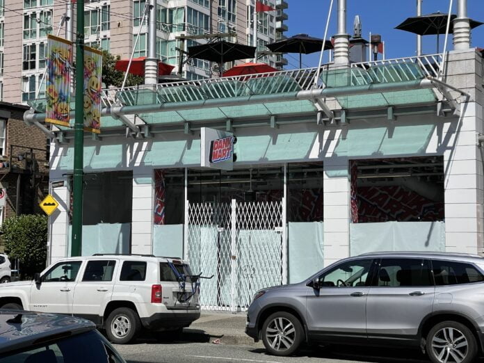 Future "Dank Mart" location on Thurlow Street off of Robson Street in downtown Vancouver (July 2021)