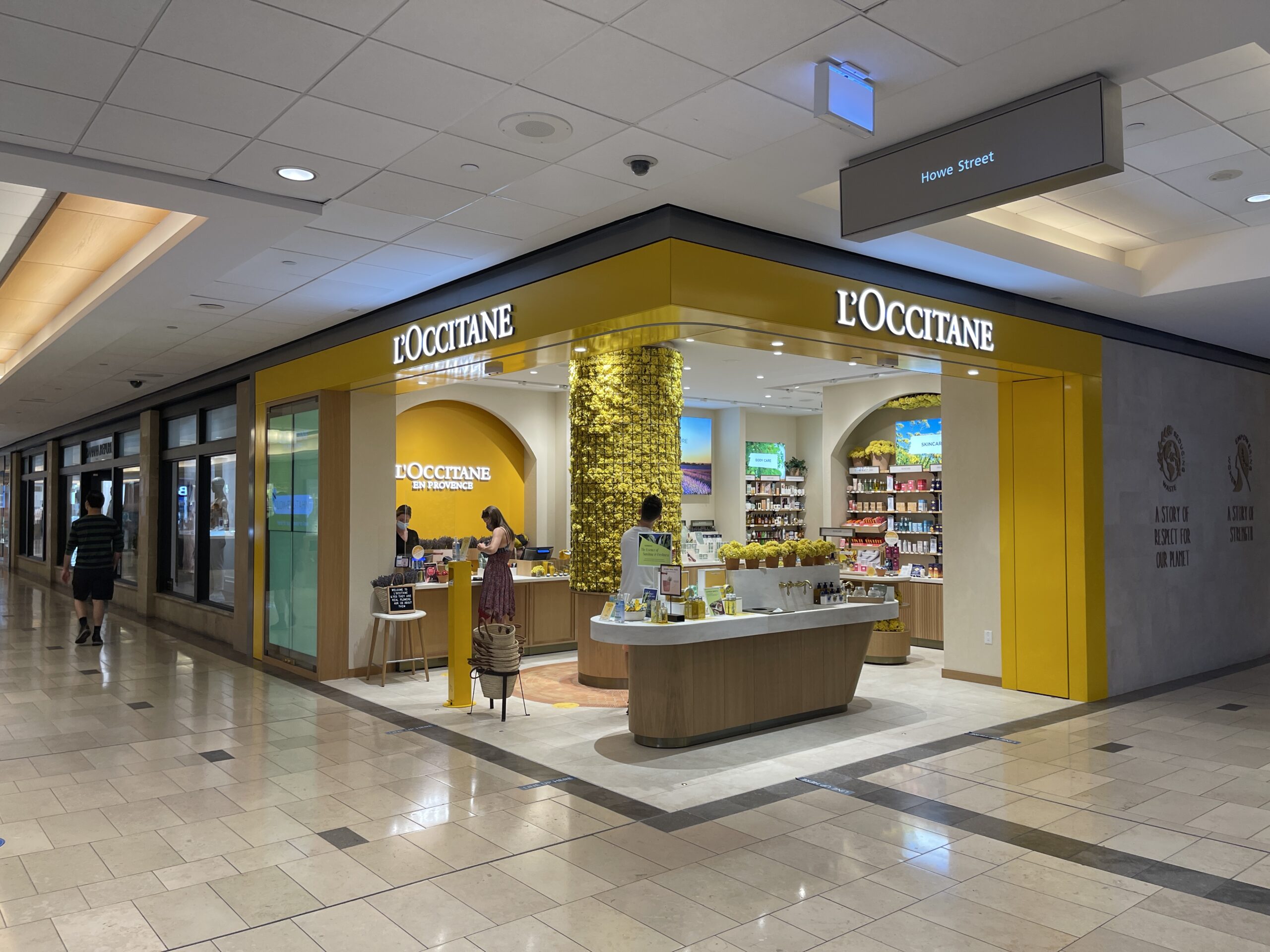 L’Occitane en Provence Opens Vancouver Boutique Following Digital Experience Format L’Occitane en Provence at CF Pacific Centre in Vancouver (July 2021)