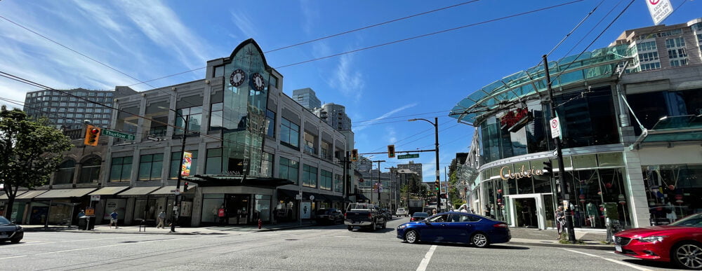 Robson Street and Thurlow Street intersection in Vancouver (June 2021)