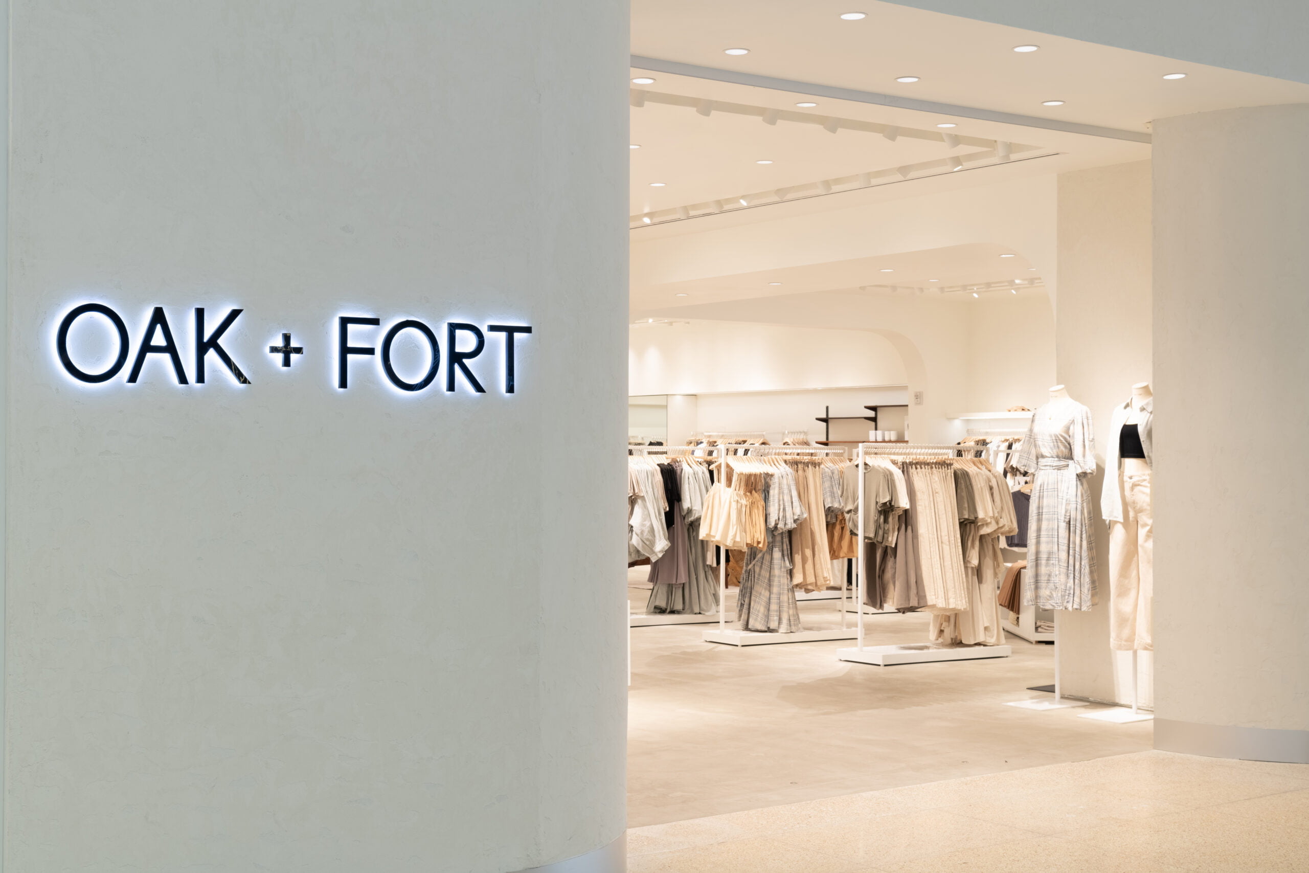 Canadian Fashion and Lifestyle Brand OAK + FORT Opens Largest Storefront as it Expands During the Pandemic: Exclusive Feature Interview