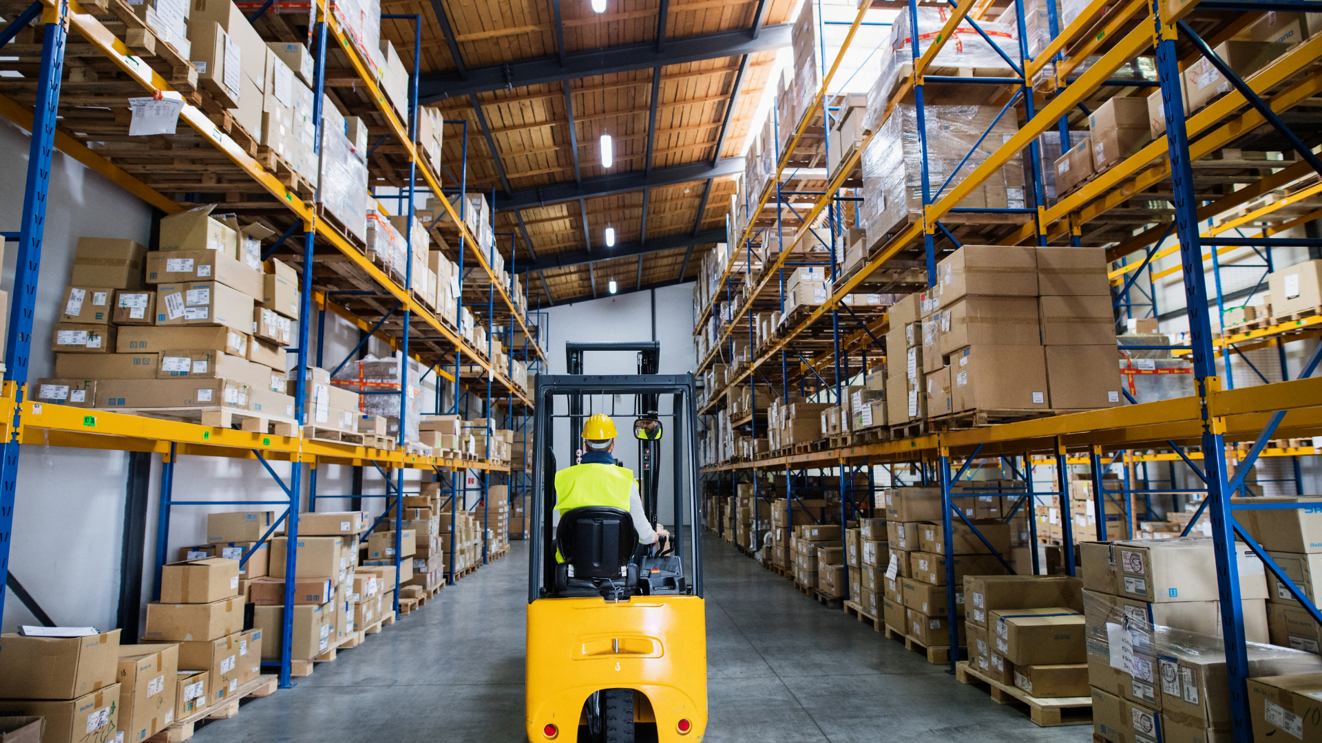 6 Tips to Combat Canadian Warehousing Challenges in 2021