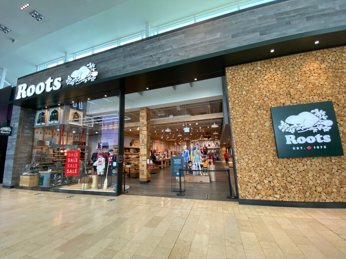 Roots at Yorkdale Shopping Centre