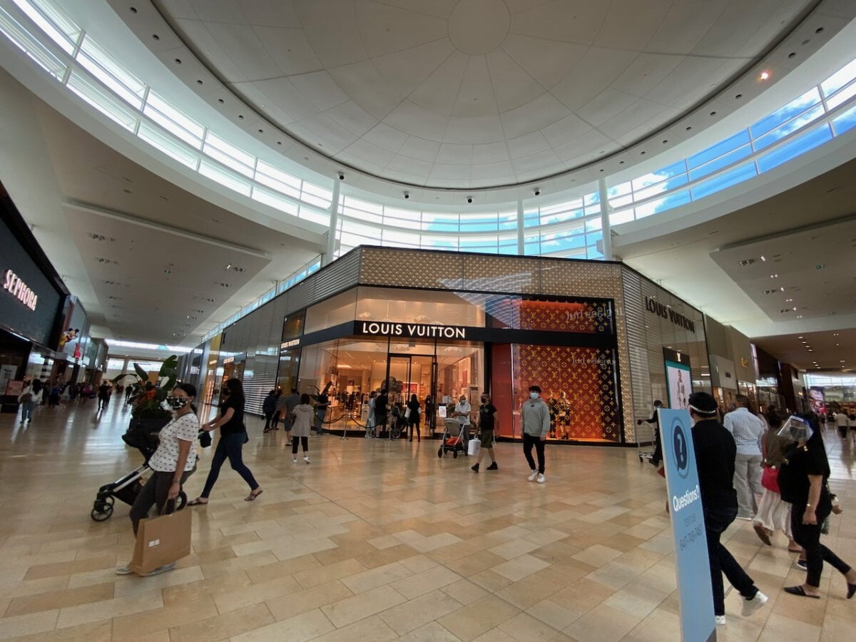 Louis Vuitton at Yorkdale Shopping Centre
