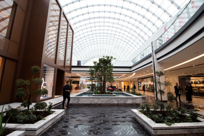The Avenue at American Dream