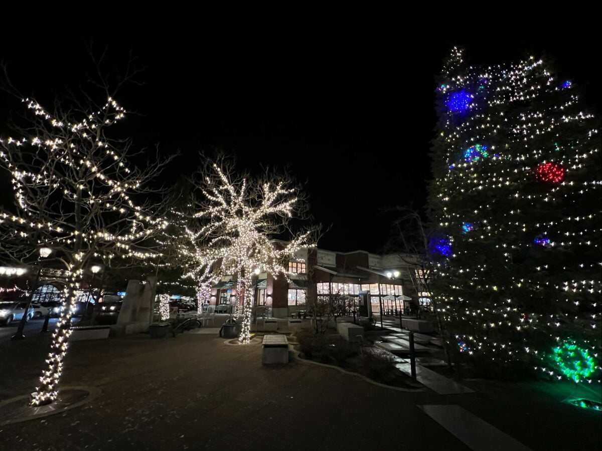 Cactus Club courtyard next to Whole Foods lit for Christmas 2021 at The Village at Park Royal in West Vancouver (December 2021). Photo: Lee Rivett.