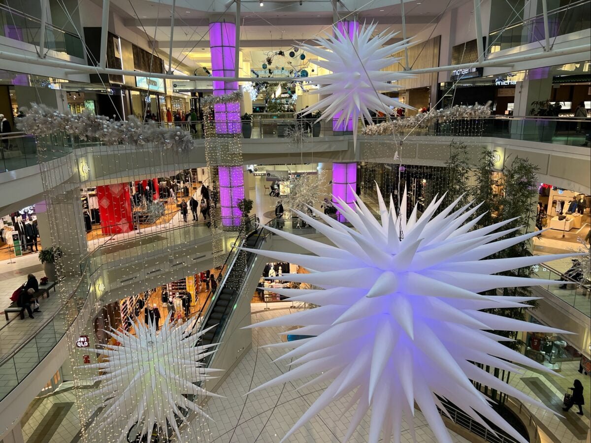Grand Court at Metropolis at Metrotown main entrance (December 2021). Photo: Lee Rivett.