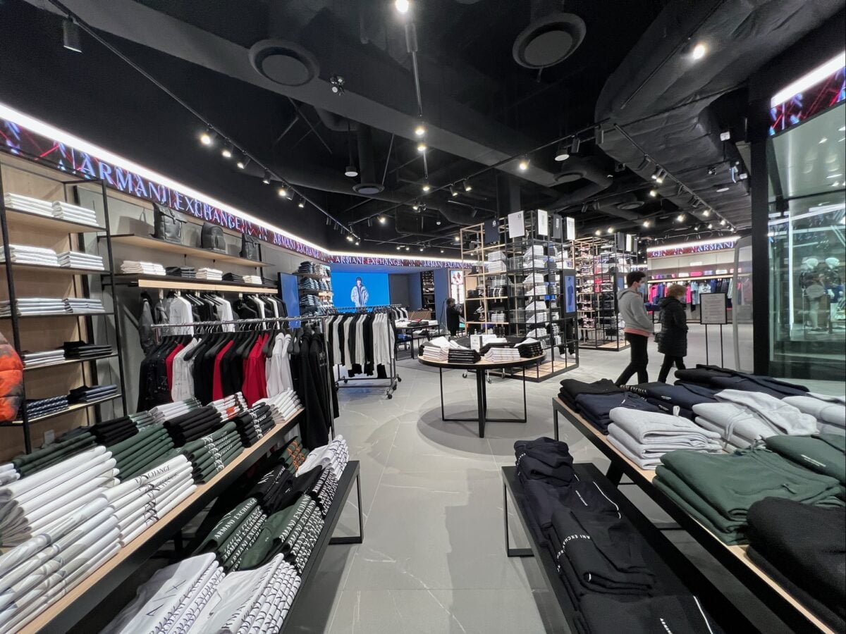 A|X Armani Exchange at Metropolis at Metrotown main entrance (December 2021). Photo: Lee Rivett.