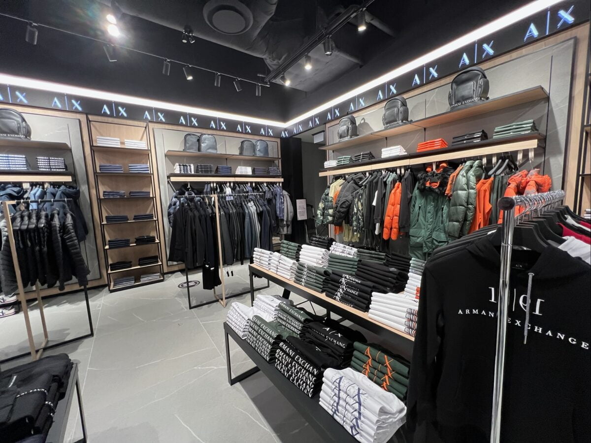 A|X Armani Exchange at Metropolis at Metrotown main entrance (December 2021). Photo: Lee Rivett.