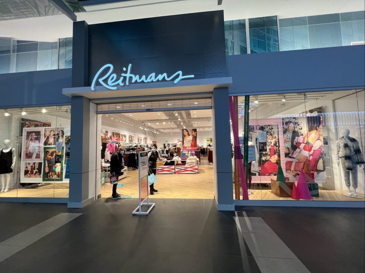 Reitman's at Tsawwassen Mills in Delta, BC (December 2021). Photo: Lee Rivett.