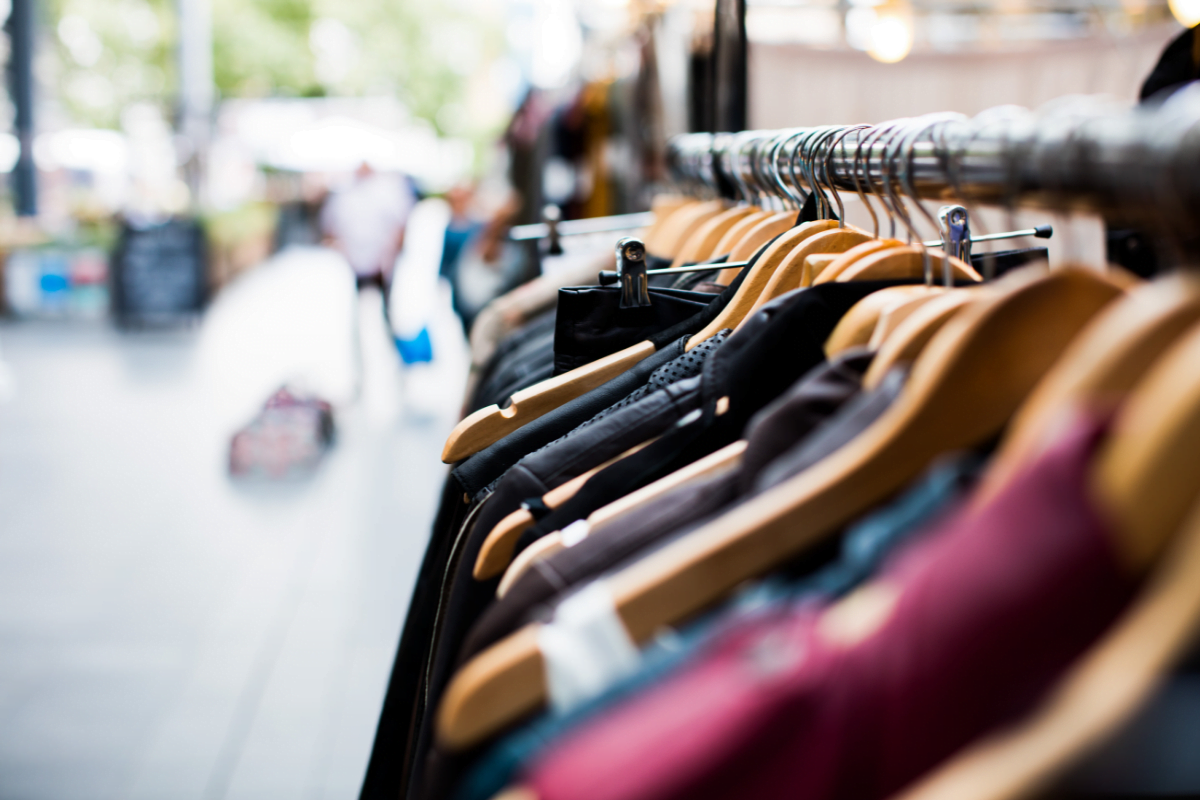 Mixed Trends in Canadian Retail Sales in Spring 2022: Strapagiel