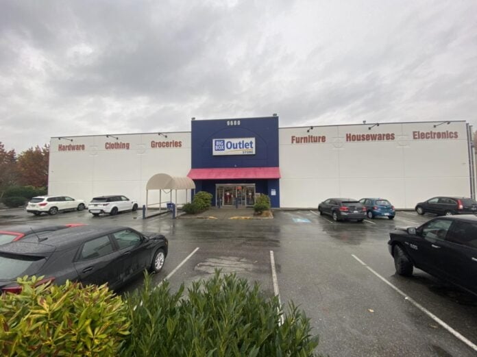 Big Box Outlet Store Walnut Grove