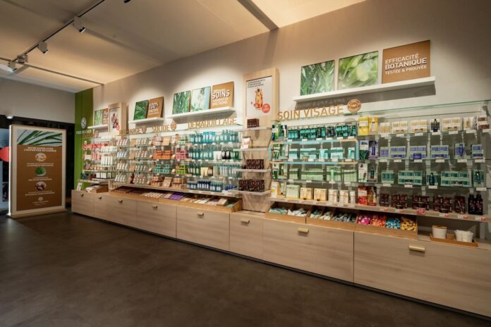 Yves Rocher Boutique Retour Aux Sources_maquette nouveaux « magasins engagés