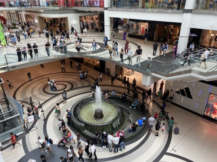 CF Toronto Eaton Centre