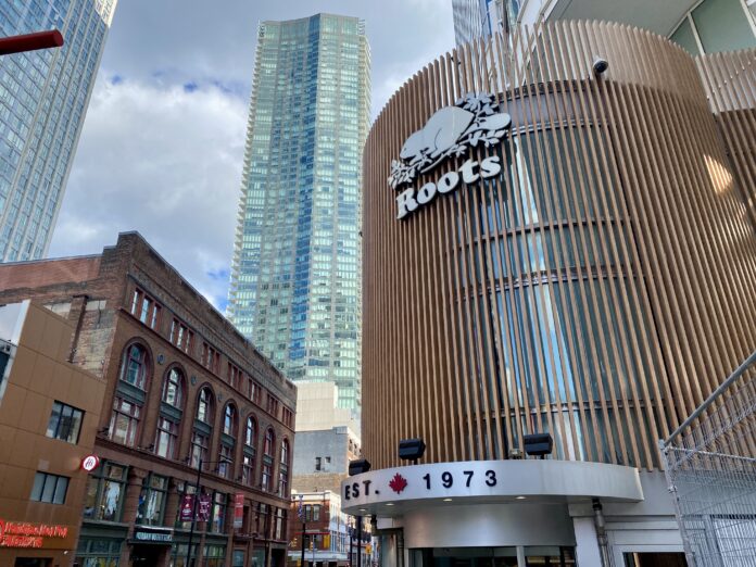 Roots at CF Toronto Eaton Centre