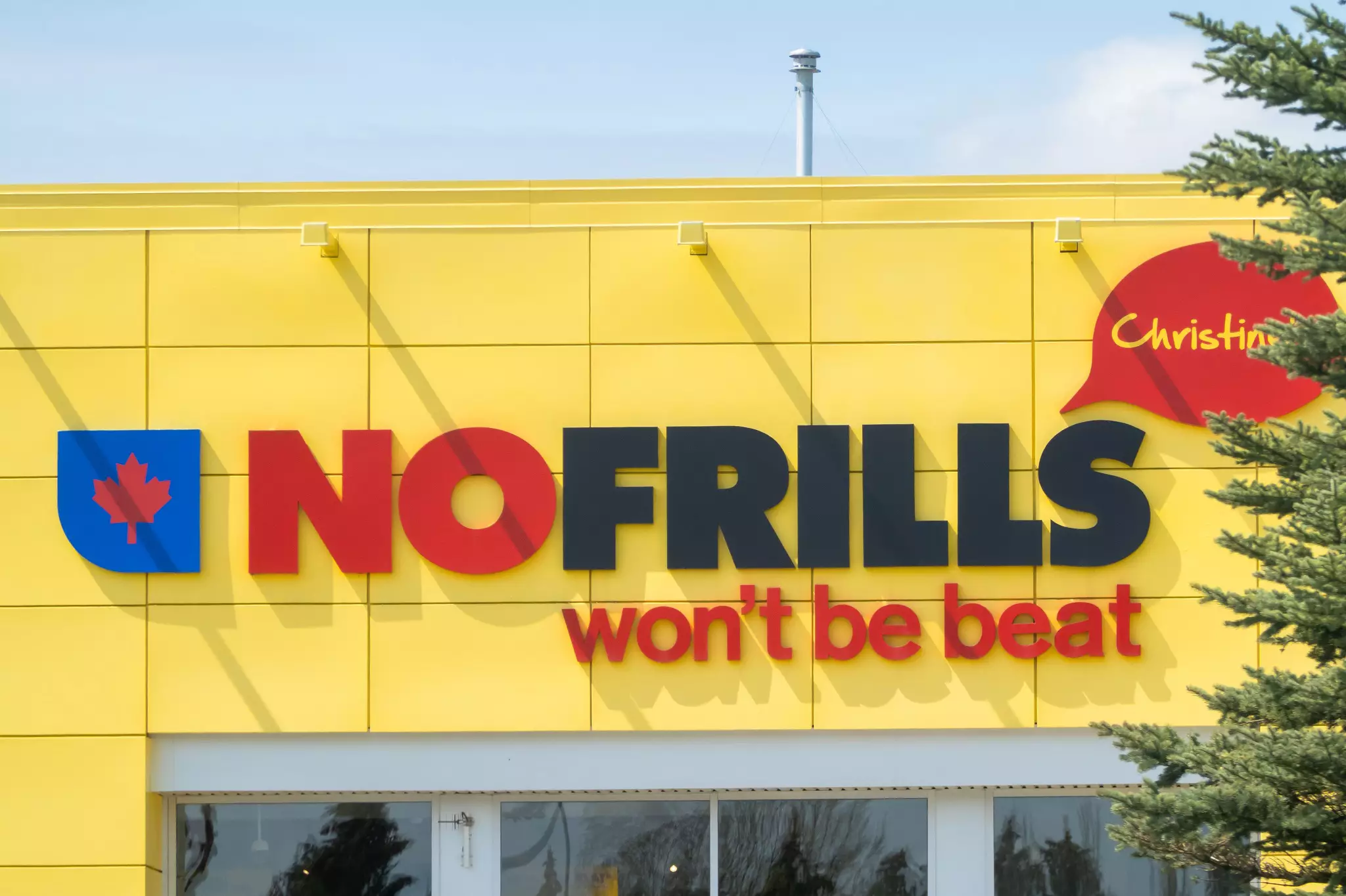 Smaller grocery stores gain ground in Calgary amid population growth