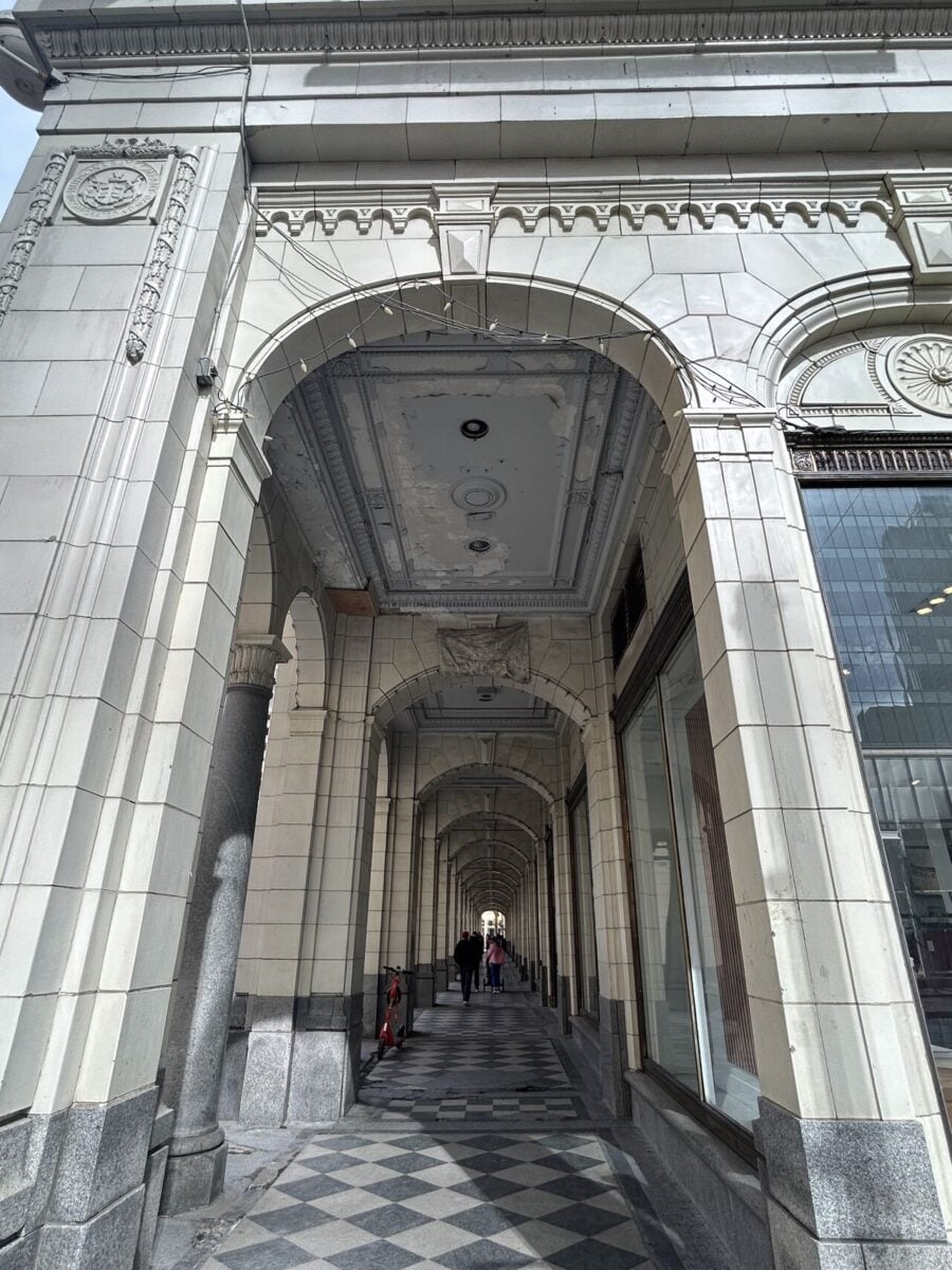 Hudson's Bay downtown Calgary. Photo by Mario Toneguzzi