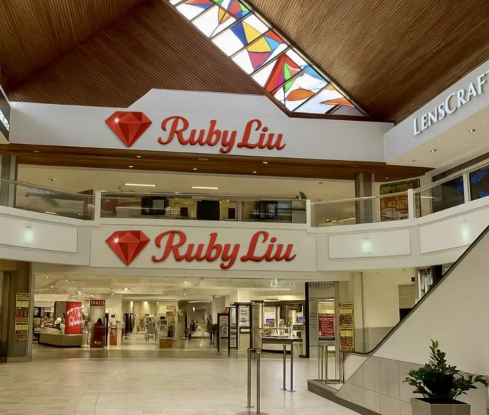 RubyLiuStoreCoquitlamCentre