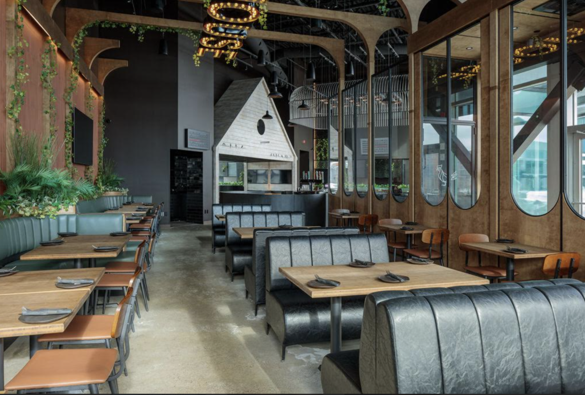 Photo: Birdhouse Wingerie & Bar