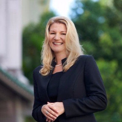 Tracy Lowe