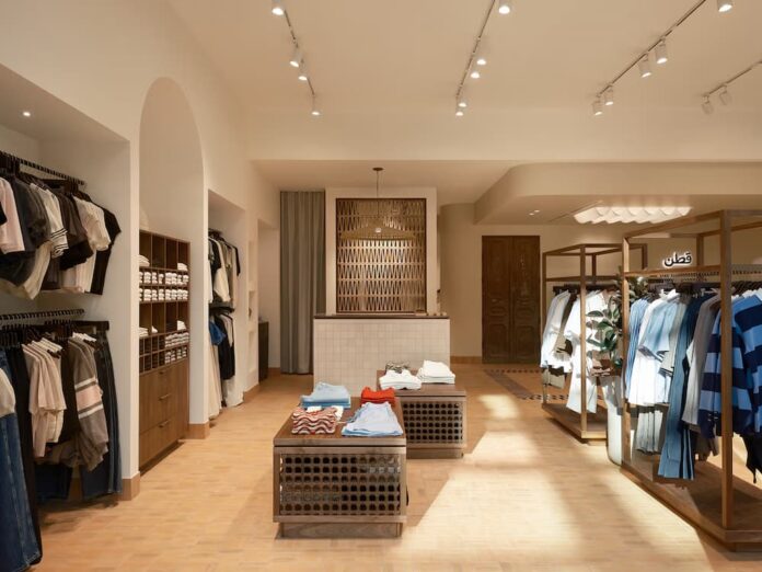 KOTN Royalmount store.