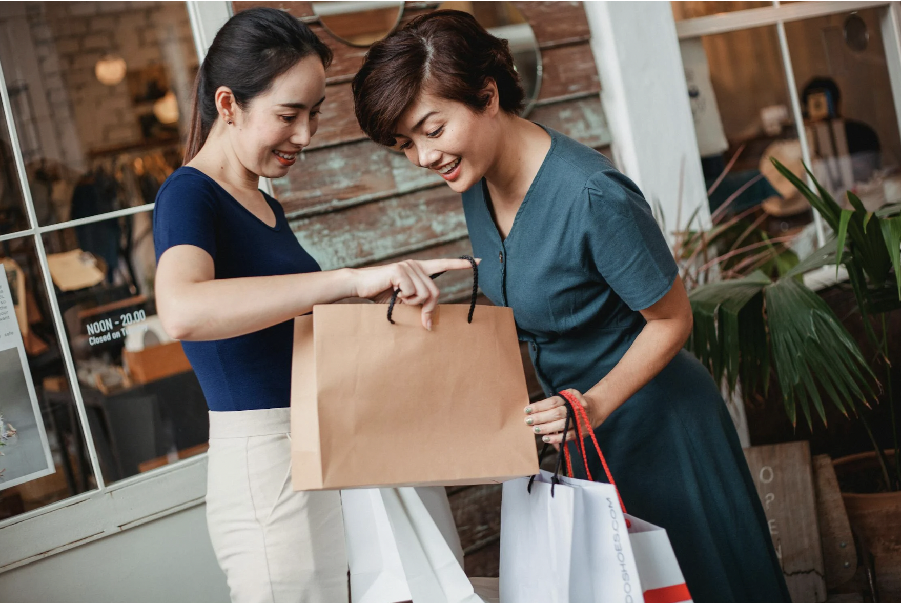 Small businesses struggle as delinquencies stay high, trade uncertainty adds to pressures: Equifax Photo: Sam Lion
