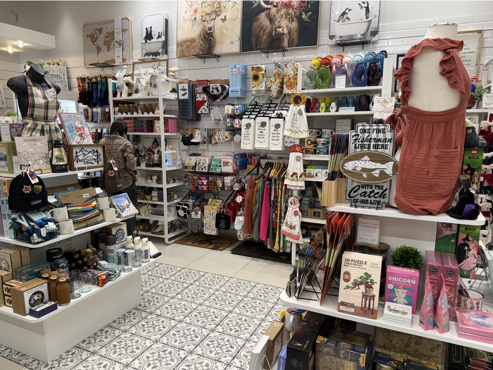 Twisted Goods, Midtown Plaza, Saskatoon. Photo: Mario Toneguzzi