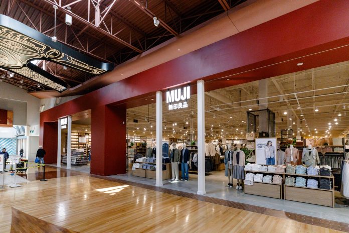 MUJI-Van-0175-20