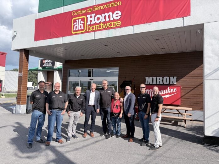 From left to right: Frederic Larochelle (Shareholder, Materiaux Miron Plus); Mathieu Mercier (Shareholder, Materiaux Miron Plus); Eric Kingsley (Regional Director, Home Hardware Stores Limited); Ian White (CEO, Home Hardware Stores Limited); Christian Miron (Shareholder, Materiaux Miron Plus); Rosaire Lalonde (Employee, Materiaux Miron Plus); John Pierce (Chief Retail Operations Officer, Home Hardware Stores Limited); Ghislain Jalbert (Shareholder, Materiaux Miron Plus); Dominic Leclerc (Dealer Development, Home Hardware Stores Limited)