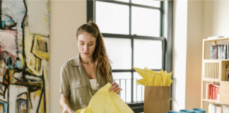 Canadian small-business sales fall for third straight quarter: Xero RDNE Stock project photo