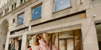 Montreal store. Cozey photo