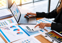 Canadian Small Businesses Grapple With Late Payments and Rising Debt