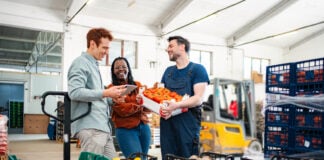 Reitmans commits to providing one million meals through five-year food bank partnership Food Banks Canada photo