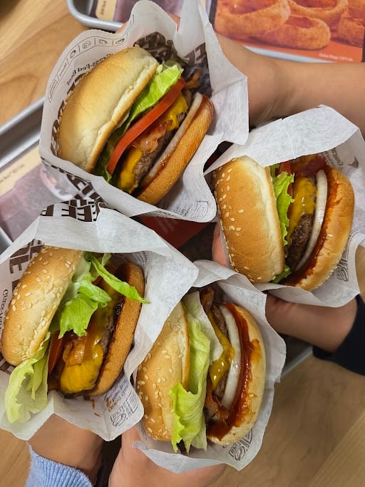 A&W image